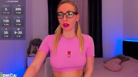 Polly online show from January 18, 4:36 pm