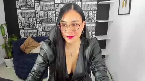 Snapshot of aghata_moon chatting on March 2, 12:03 pm Aghata Moon online show from March 2, 12:03 pm