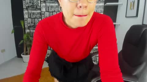 Snapshot of aghata_moon chatting on December 19, 5:08 pm Aghata Moon online show from December 19, 5:08 pm