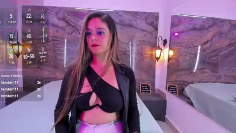 agnes_02 online show from May 30, 12:25 pm