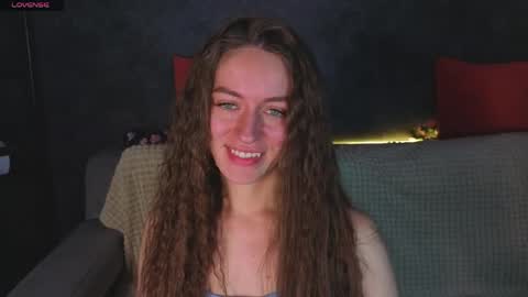 agnes wells online show from June 3, 1:18 am
