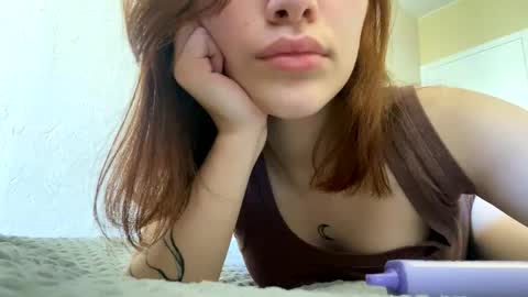 agness____ online show from September 11, 9:31 am