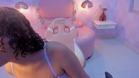 Ahny Sweet  online show from June 22, 8:17 pm