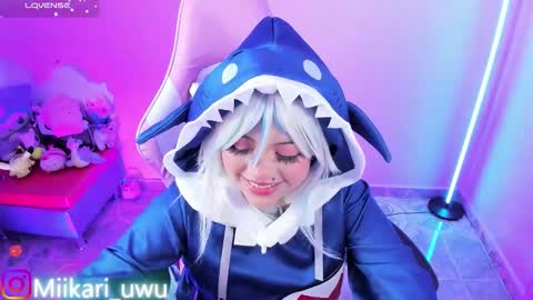 Ahri help me get to 100  online show from December 16, 4:29 am