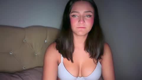 Aiisha online show from April 21, 1:53 am
