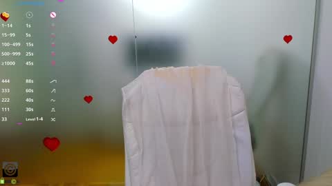 Allie  online show from October 20, 7:44 am