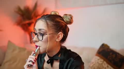  Aileen  online show from December 21, 10:03 pm