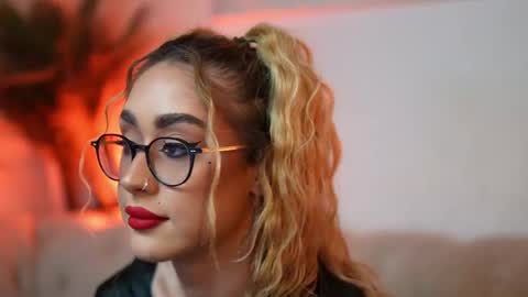  Aileen  online show from March 9, 9:40 pm