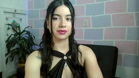 J  online show from July 13, 6:08 pm