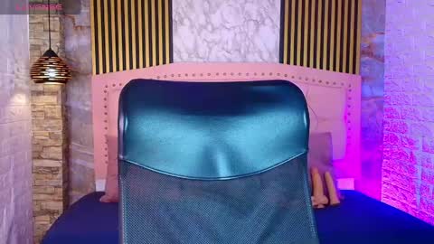 aisha__cambell online show from May 21, 11:19 am