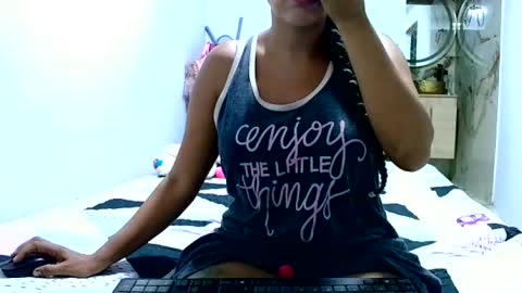 aisha koswell3 online show from July 12, 2:12 am