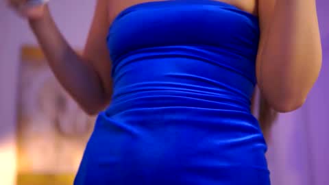 Aisha online show from March 22, 9:26 am