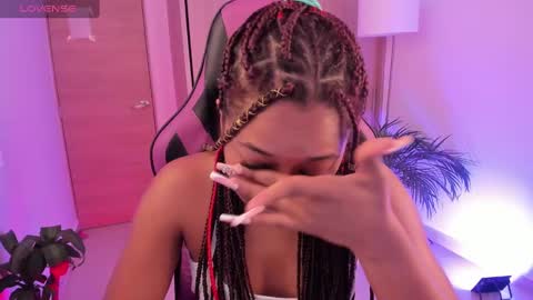 Aisha online show from January 30, 6:21 pm