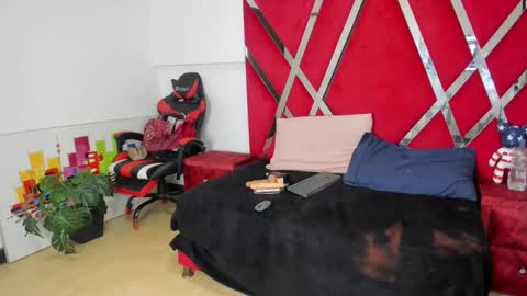 aishaxht online show from March 24, 9:42 pm