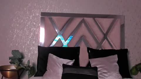 little aitana  online show from February 18, 12:17 pm