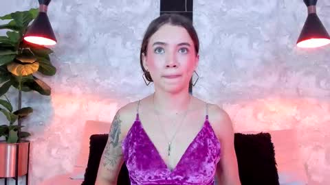 little aitana  online show from September 23, 8:18 pm