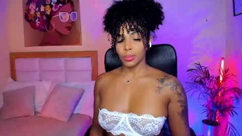 Aitana Brown online show from March 19, 11:09 pm