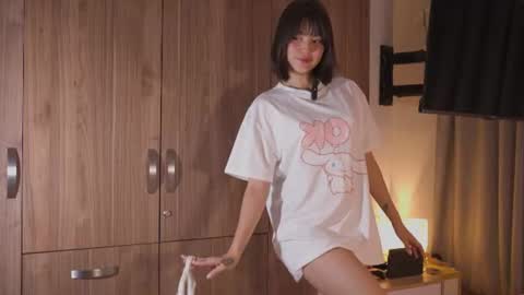 Aitana Jhons online show from June 10, 10:14 am