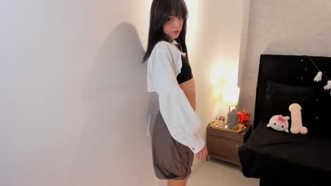 Snapshot of aitana_jhons chatting on October 3, 12:43 pm Aitana Jhons online show from October 3, 12:43 pm