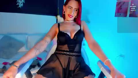 Snapshot of aixa_hill1 chatting on September 25, 11:57 pm online show from September 25, 11:57 pm