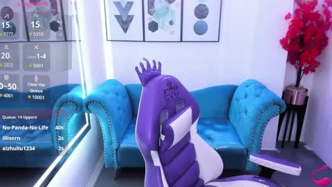 Azaka  online show from January 6, 5:38 pm