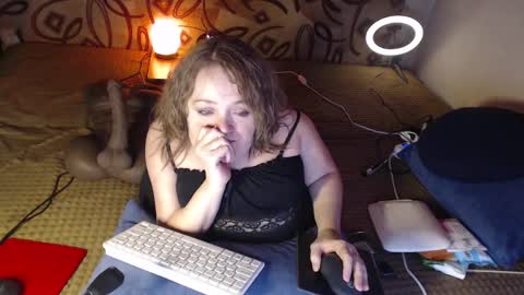 Snapshot of akindmodel chatting on January 26, 2:56 am Natalie online show from January 26, 2:56 am