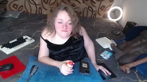 Snapshot of akindmodel chatting on March 11, 1:05 am Natalie online show from March 11, 1:05 am