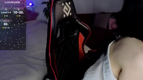  Akira please help me get my first 50 thumps up online show from November 23, 10:11 pm