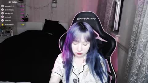 akirahartyx online show from March 30, 4:28 pm