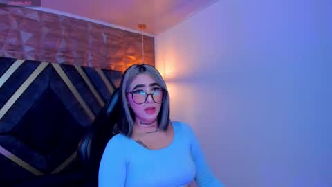 ALAHIA online show from October 9, 11:25 am