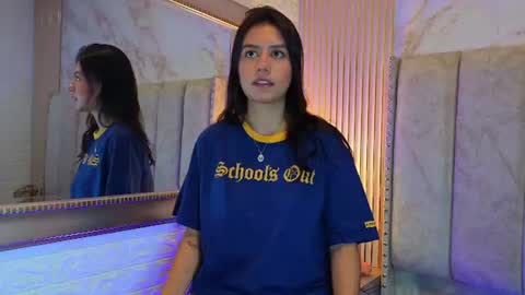 alahiasweet1 online show from July 17, 11:58 am