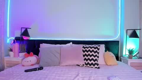 Alaia online show from March 9, 7:39 pm