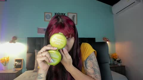 Snapshot of alaiarogers chatting on January 25, 11:35 am Alaia online show from January 25, 11:35 am