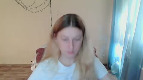 Anna online show from July 29, 8:14 am