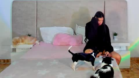             online show from October 9, 8:46 pm