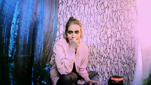 alana_del_ray online show from June 12, 7:05 am