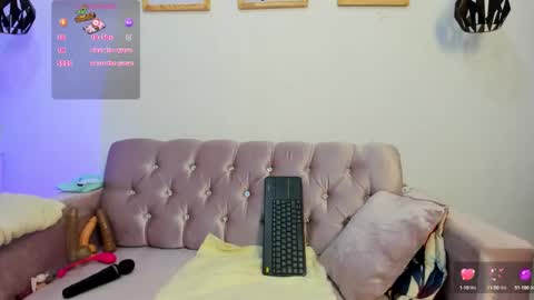 Snapshot of alana_vega69 chatting on September 25, 5:33 pm alana_vega69 online show from September 25, 5:33 pm