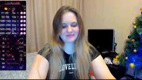 Julia online show from December 25, 5:26 pm