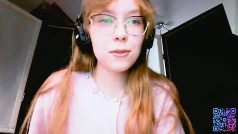 Stella online show from November 29, 9:13 am