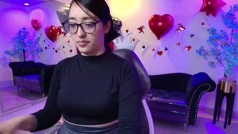 Alanna  online show from February 12, 3:41 am