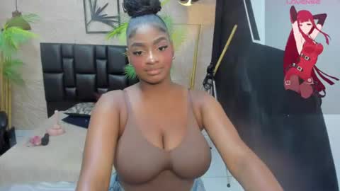 Alanna online show from July 18, 12:18 pm