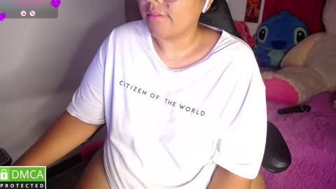 Snapshot of alanna_brunette chatting on October 6, 1:00 am lanna online show from October 6, 1:00 am