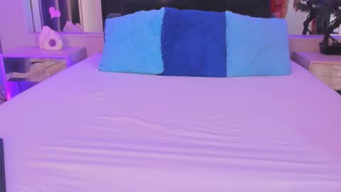 Alanna  online show from March 20, 2:38 am