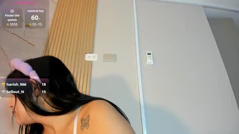 Alanna  online show from February 19, 8:40 pm