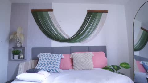 alannathomson online show from September 14, 3:21 pm