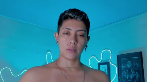 Alejandra online show from April 1, 3:29 am