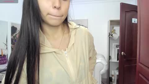 Alejandra online show from March 5, 11:28 am