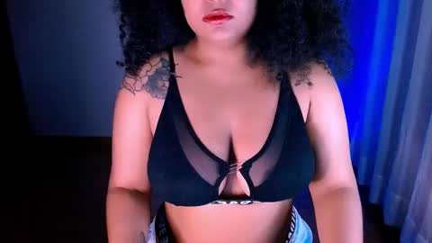 Alejandra  online show from February 6, 11:15 pm