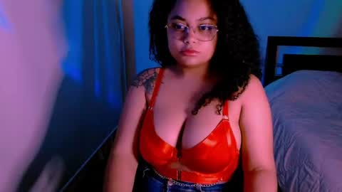 Alejandra  online show from July 5, 3:02 am