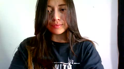QUEEN OFF MILk  IM BACK  15 NOV online show from June 10, 11:47 pm
